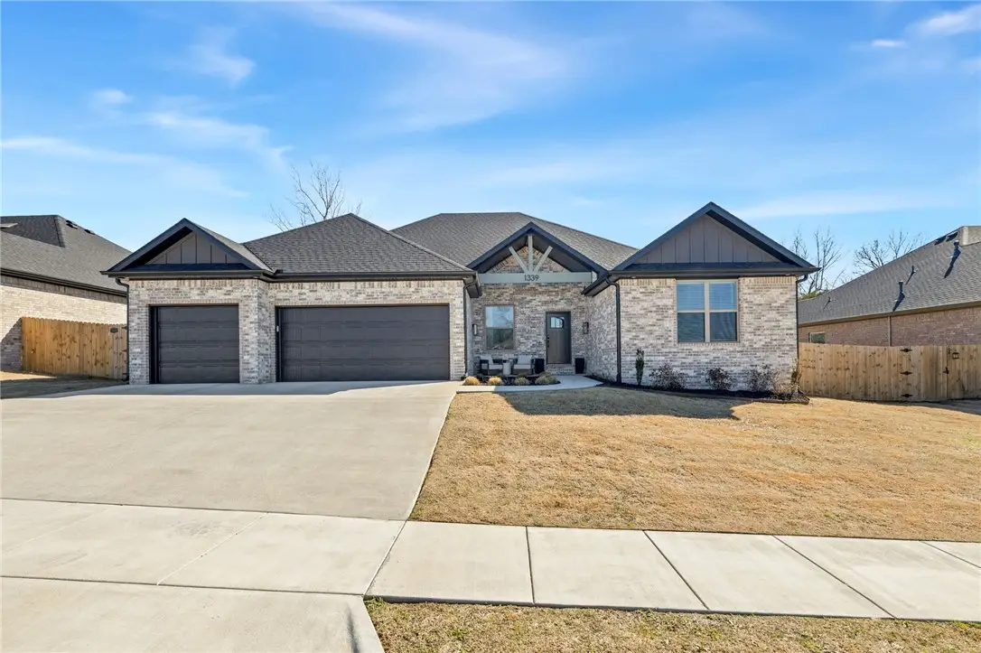 1339 Padova Avenue, Tontitown, AR 72762 - #1