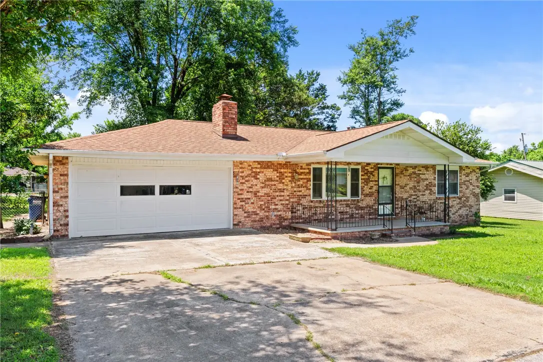 818 Locust Street, Mountain Home, AR 72653 - #1