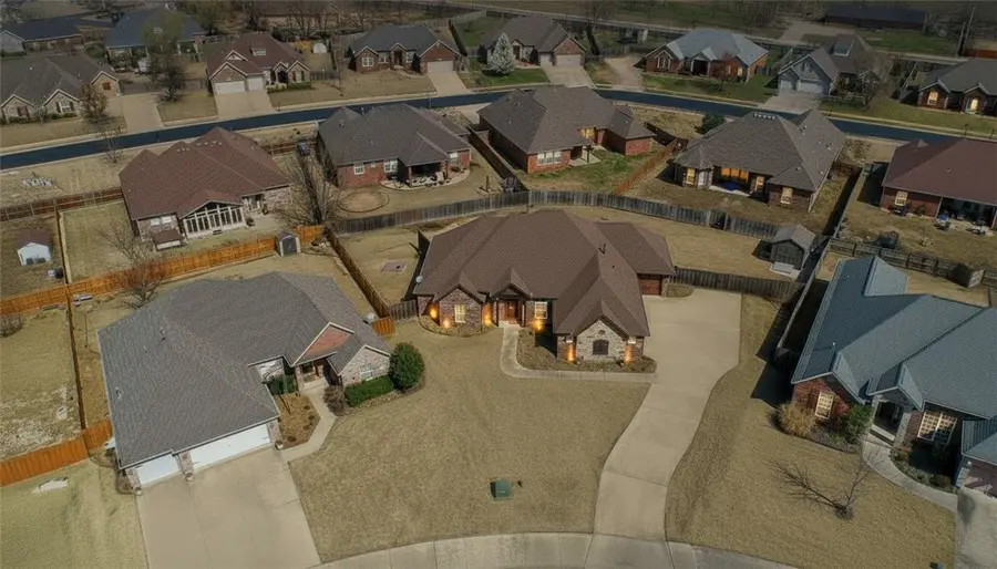 2004 Nutmeg Street, Bentonville, AR 72713 - #2