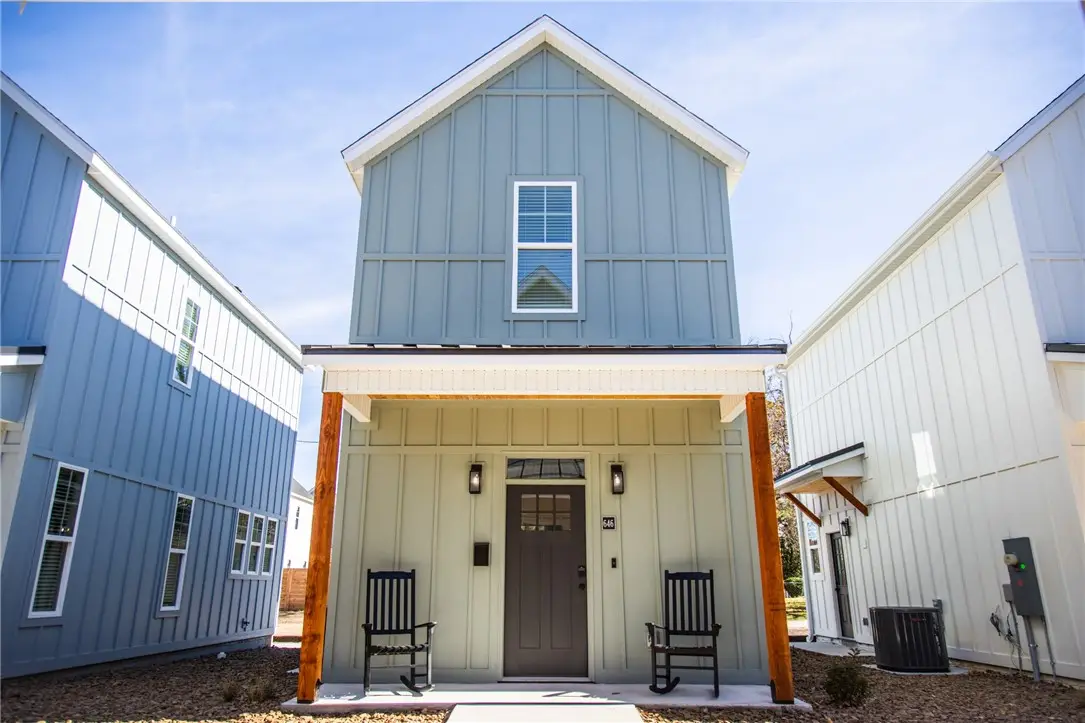 646 W Price Avenue, Springdale, AR 72764 - #1