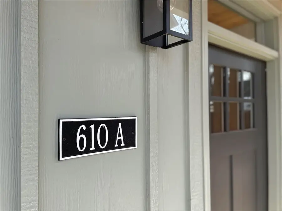 610 W Price Avenue #A, Springdale, AR 72764 - #2