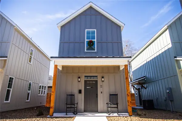 652 W Price Avenue, Springdale, AR 72764