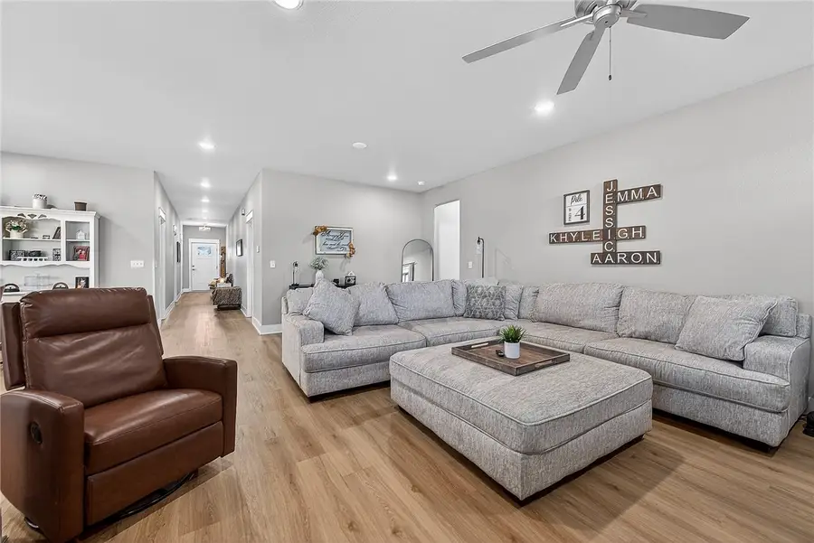 2220 Langford Street, Pea Ridge, AR 72751 - #3