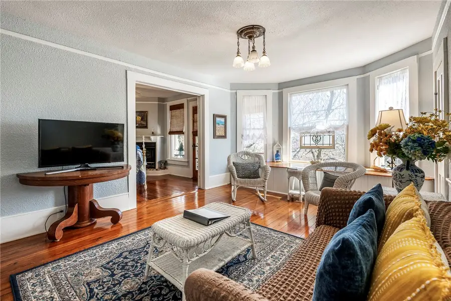 174 Spring Street, Eureka Springs, AR 72632 - #2