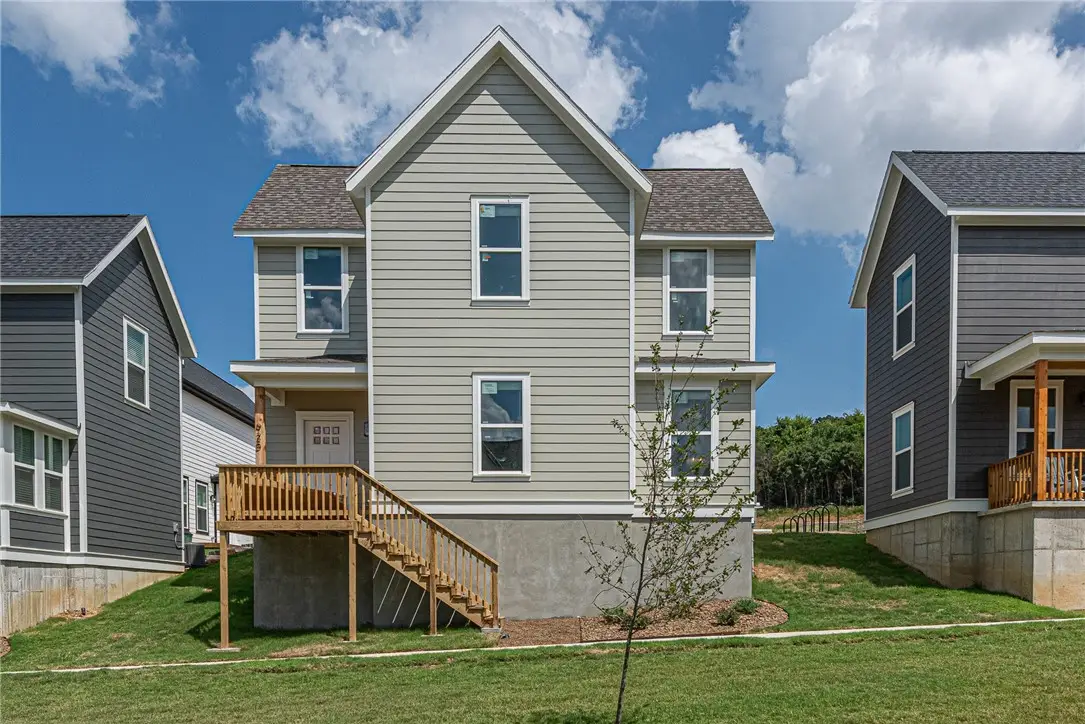 3161 W Tulsa Street, Fayetteville, AR 72704 - #1