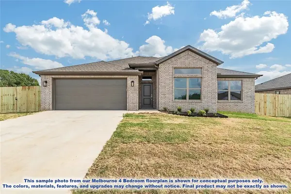 1045 Glenora Avenue, Lowell, AR 72745