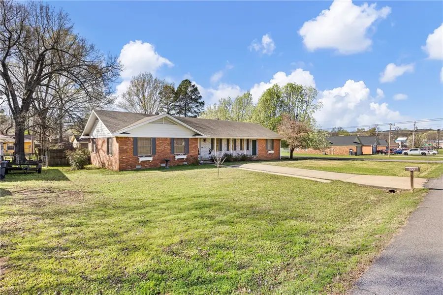 200 E 6th Street, Russellville, AR 72801 - #3