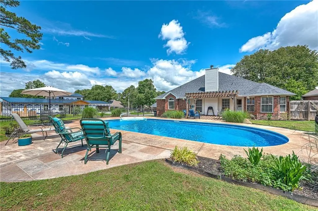 2046 Pine Woods Road, Springdale, AR 72762 - #1