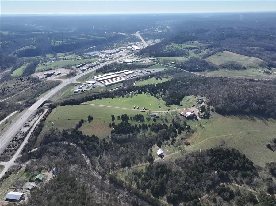 331 Shaddox Lane, Pineville, MO 64856 - #2