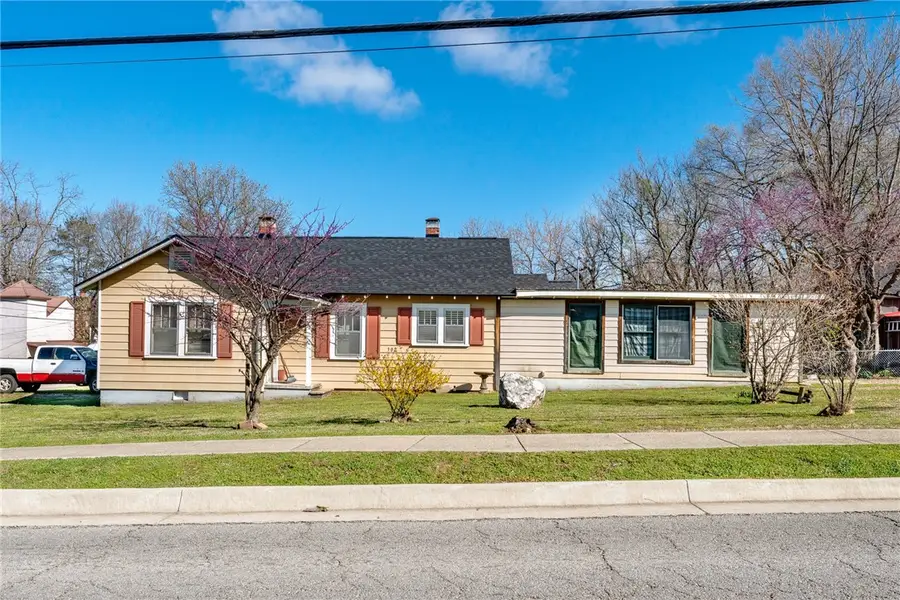 Single Family Portfolio Group, Berryville, AR 72616 - #2