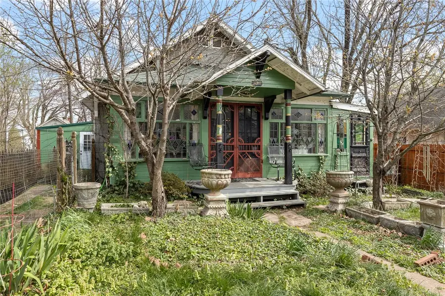 607 N Robinson Street, Harrison, AR 72601 - #2