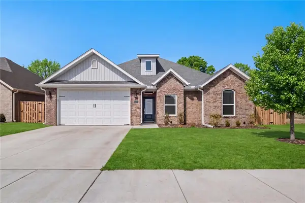 1340 Overcup Oak Lane, Bentonville, AR 72713