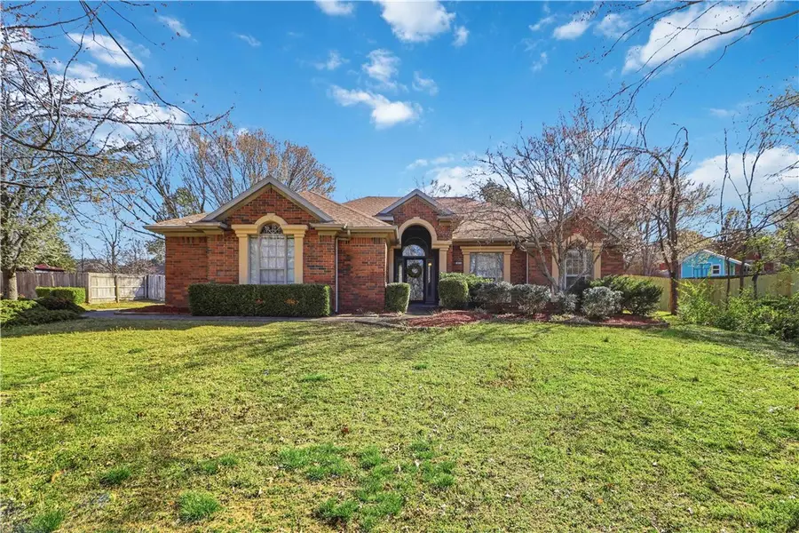 2876 S Club Oak Drive, Fayetteville, AR 72701 - #2