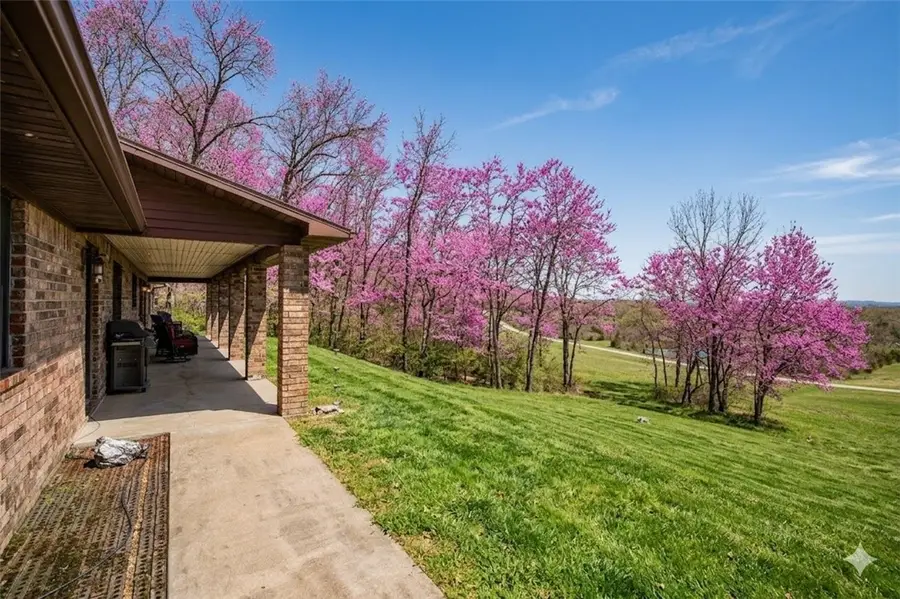 169 Mulberry Lane, Eureka Springs, AR 72631 - #2
