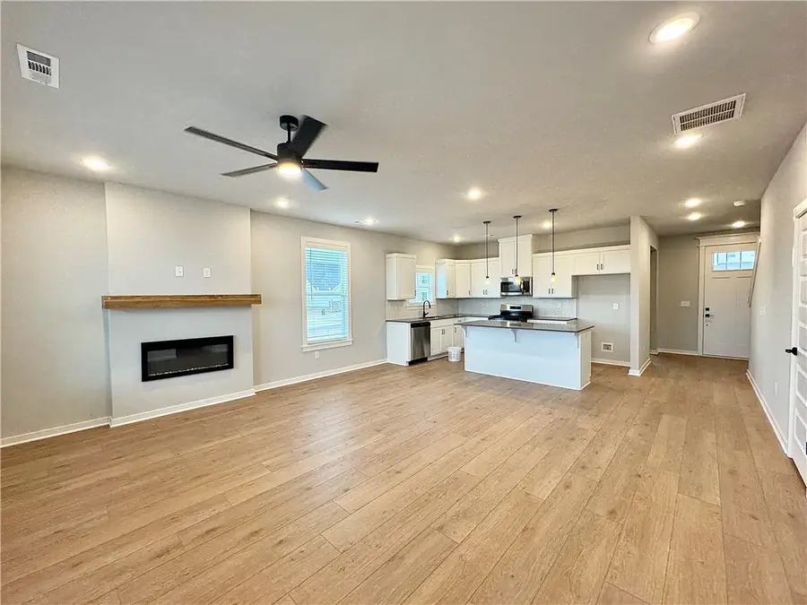 5900 SW Chiefs Avenue, Bentonville, AR 72713 - #2