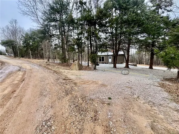 1276 Madison 2755, Kingston, AR 72742