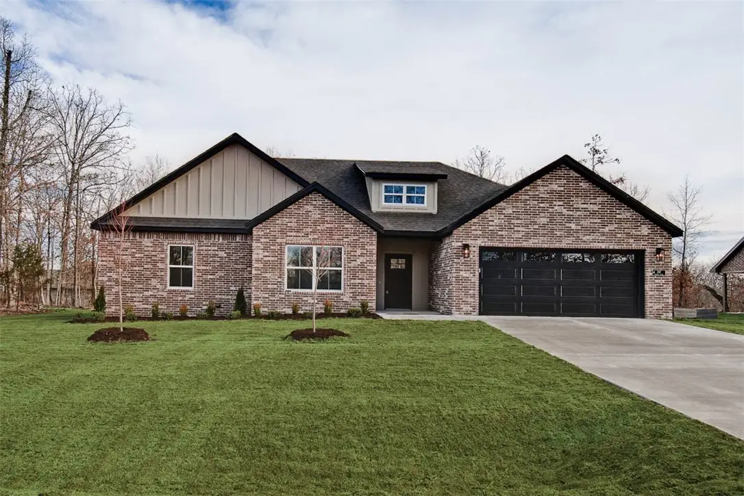 4 Swinbrook Lane, Bella Vista, AR 72715 - #1