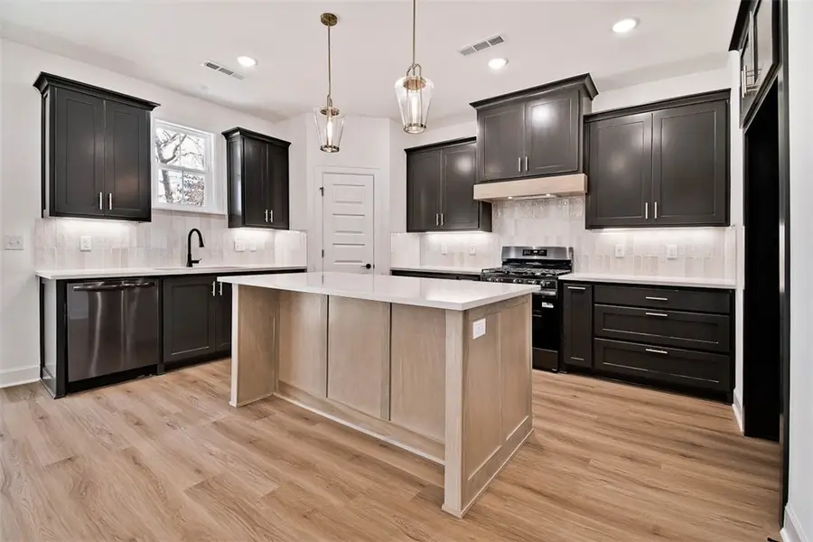 4 Swinbrook Lane, Bella Vista, AR 72715 - #3