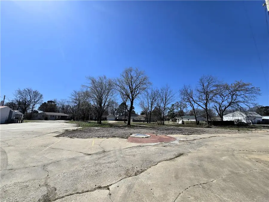 300 E Pridemore Drive, Lincoln, AR 72744 - #3