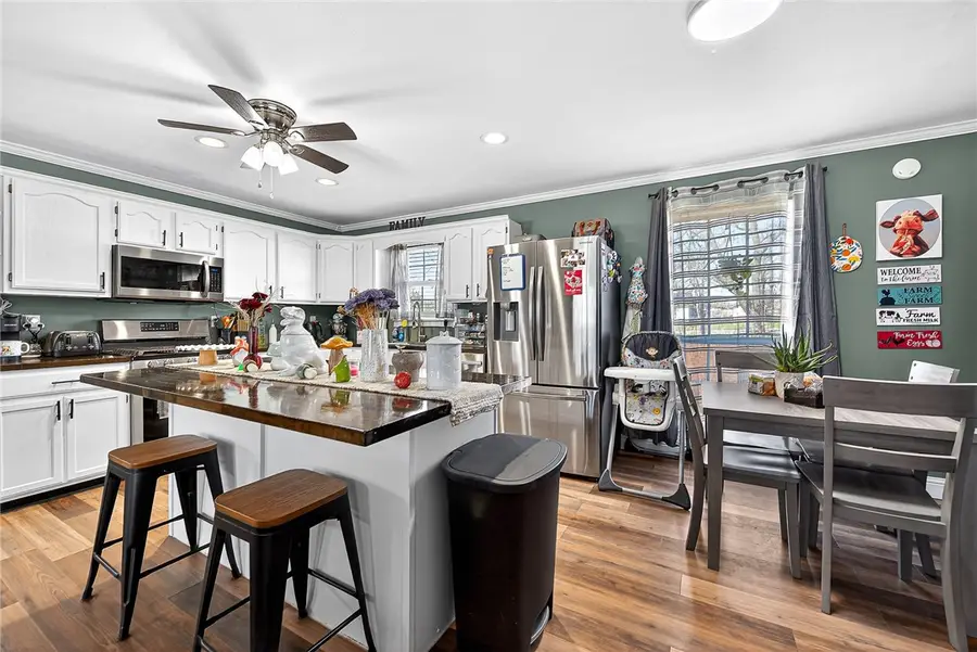 304 Akron Street, Gravette, AR 72736 - #3