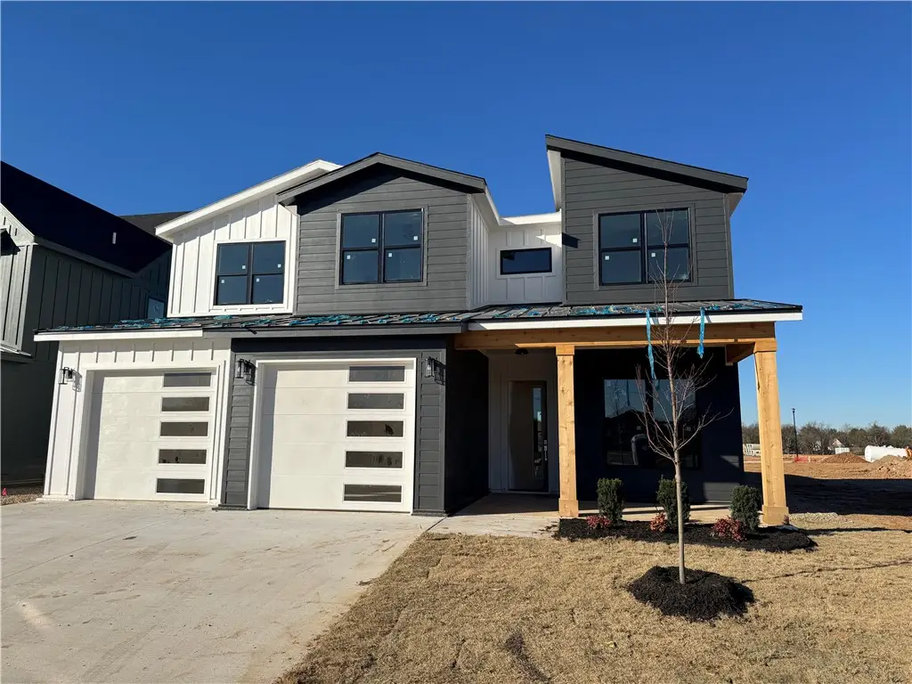 6012 40th Place, Rogers, AR 72758 - #1