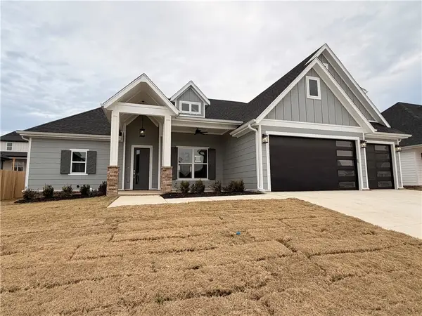 2704 Lunar Avenue, Lowell, AR 72745