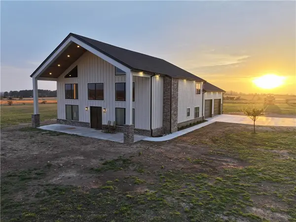 13917 Hwy 82, Tahlequah, OK 74464