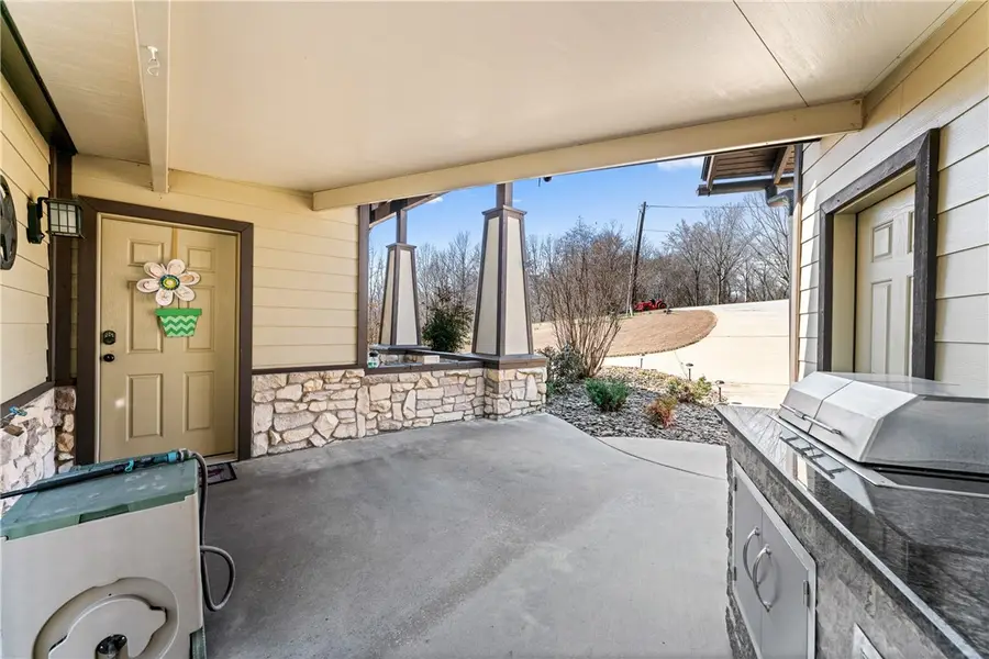 1206 E Timber Top Drive, Rogers, AR 72756 - #2