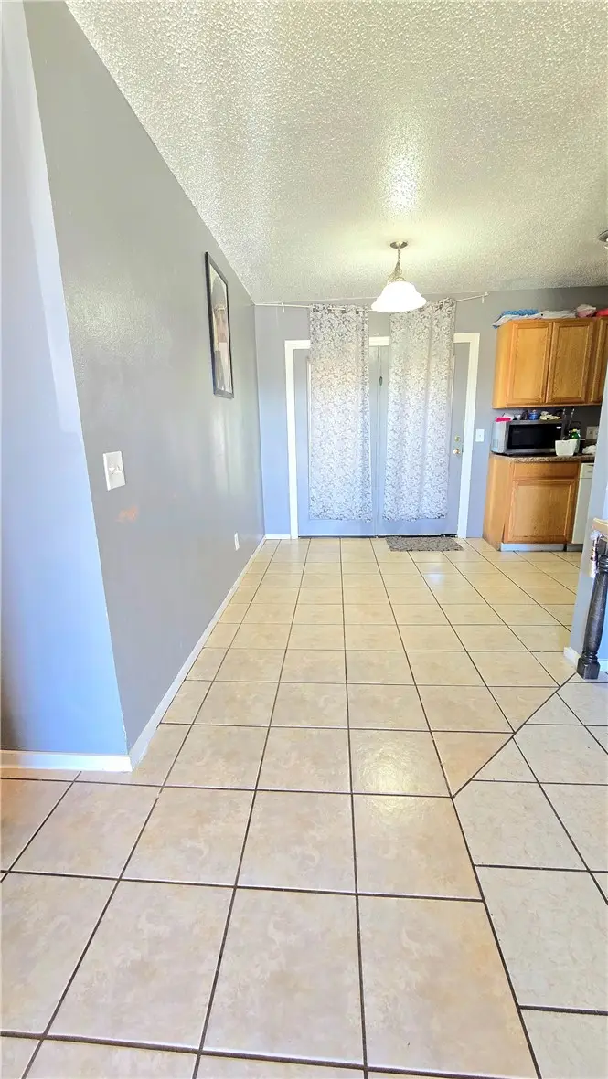 906 14th Street, Rogers, AR 72756 - #3