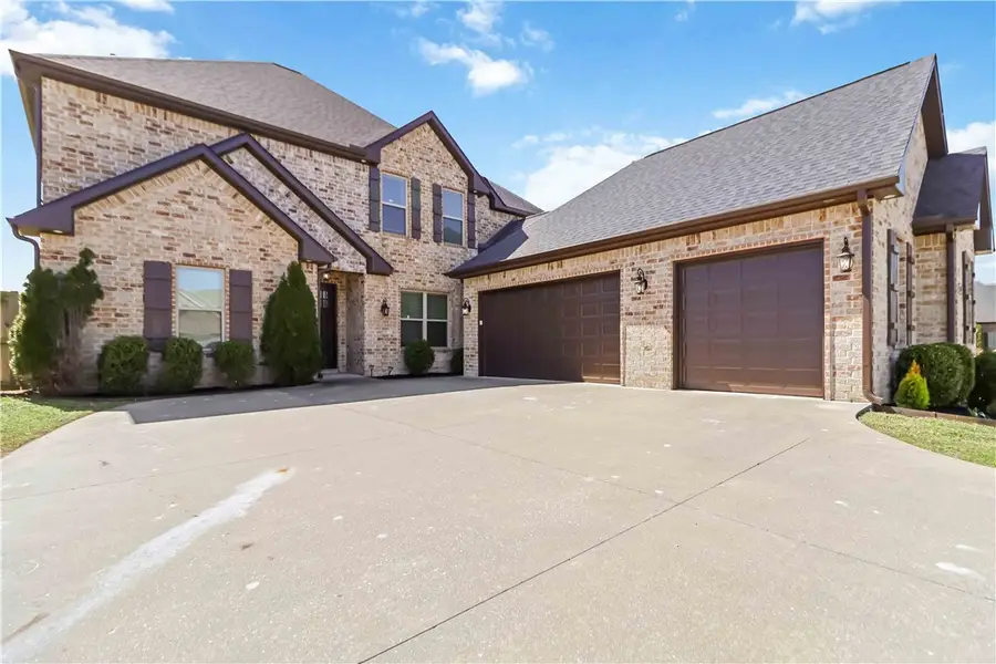 775 Via Lucca Avenue, Tontitown, AR 72762 - #3