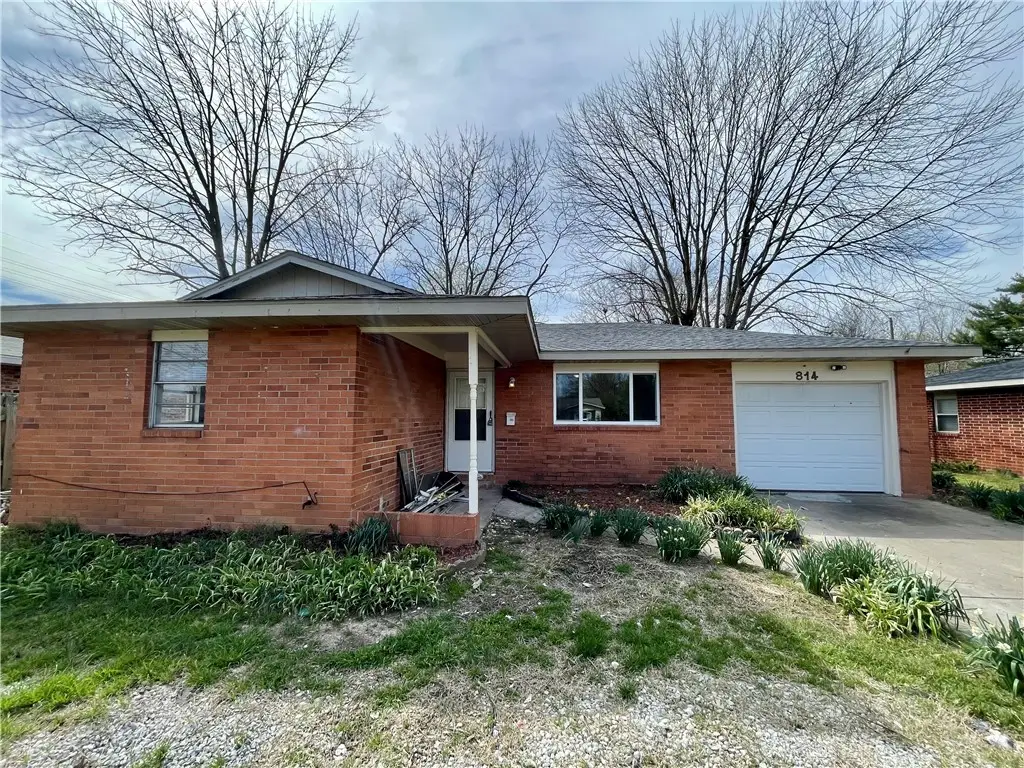 814 Gwen Street, Springdale, AR 72762 - #1