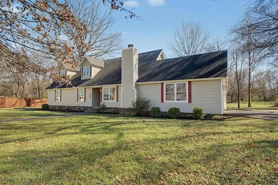 1619 E Terry Drive, Fayetteville, AR 72703 - #3