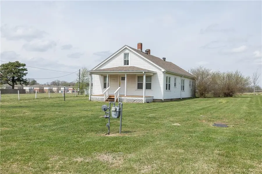 5236 W Wedington Drive, Fayetteville, AR 72704 - #3