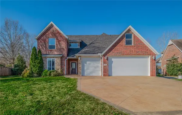 3111 Waterstone Drive, Fayetteville, AR 72764