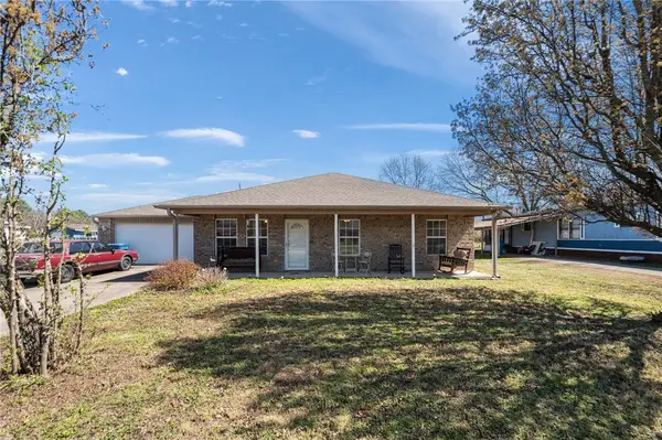 170 Orchard Drive, Gentry, AR 72734