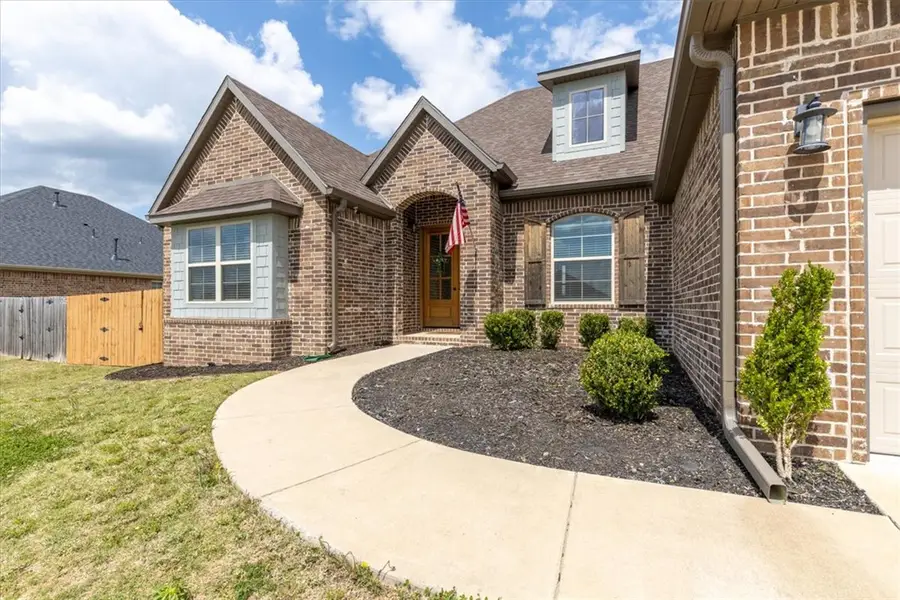 1306 Ruscello Avenue, Tontitown, AR 72762 - #2