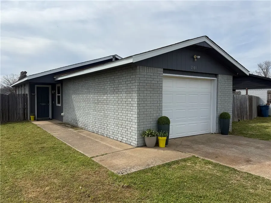 2501 Purdue Circle, Bentonville, AR 72712 - #2