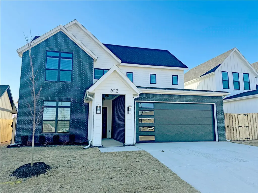 6010 40th Place, Rogers, AR 72758 - #1