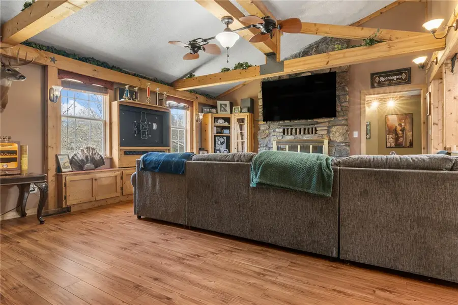 823 N Oak Street, Harrison, AR 72601 - #3