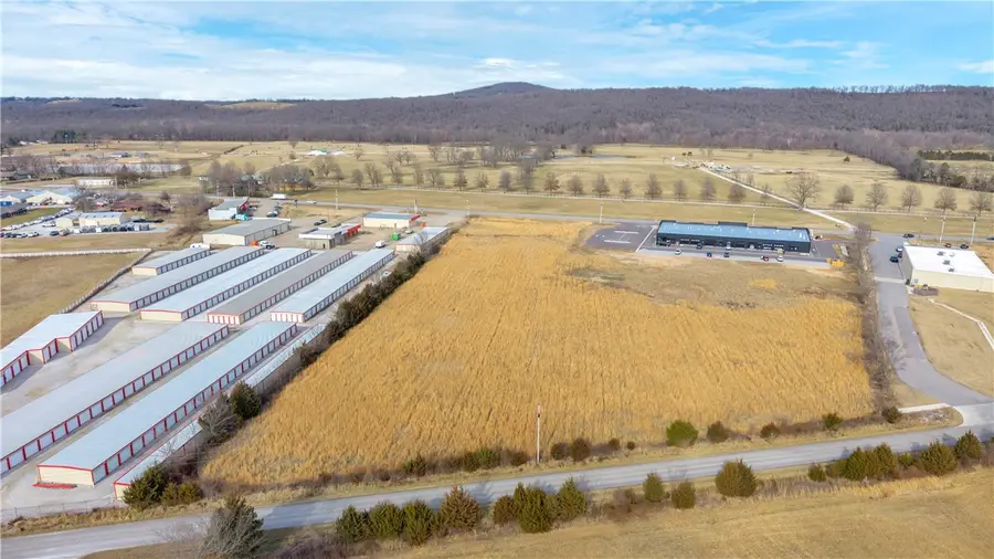 N Center Street, Elkins, AR 72701 - #2