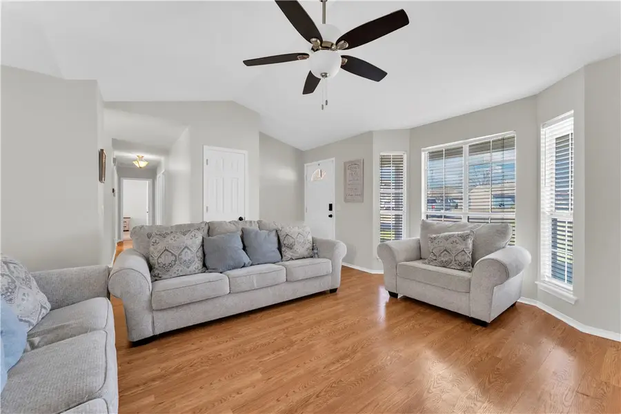 511 Del Circle, Lowell, AR 72745 - #3