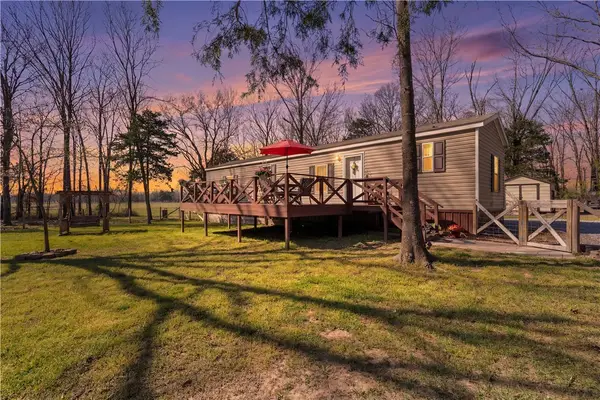 21500 State Line Road, Sulphur Springs, AR 72768