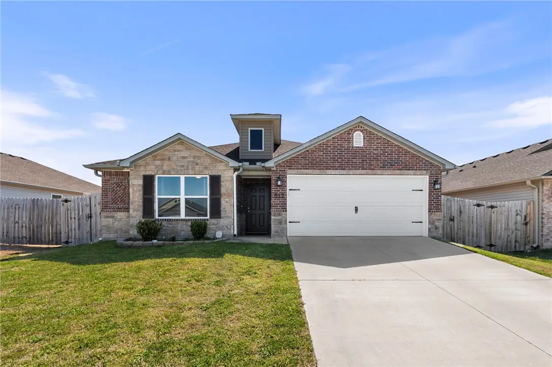 527 Woodcreek Loop, Lowell, AR 72745 - #1