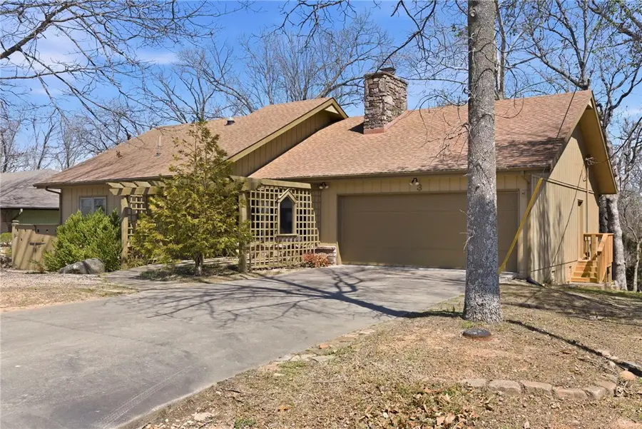 3 Kensington Drive, Bella Vista, AR 72715 - #3