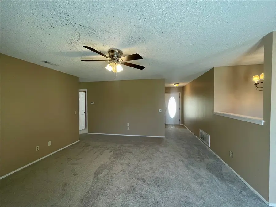 3905 Philcrest Place, Springdale, AR 72762 - #3