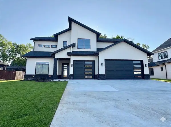 6707 SW Heartbeat Street, Bentonville, AR 72713