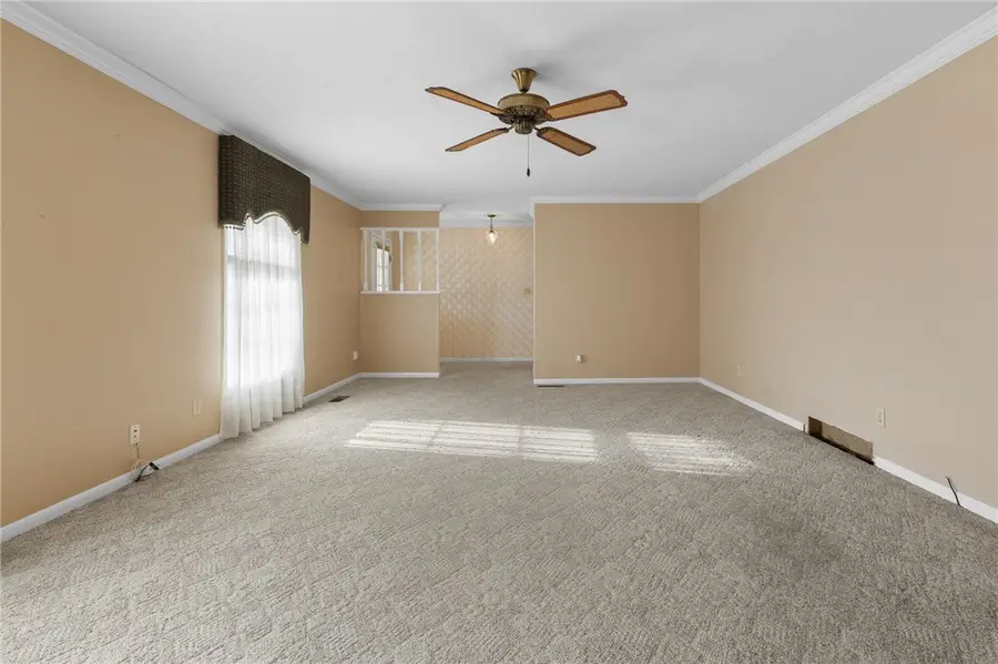 406 Oxford Street, Harrison, AR 72601 - #3