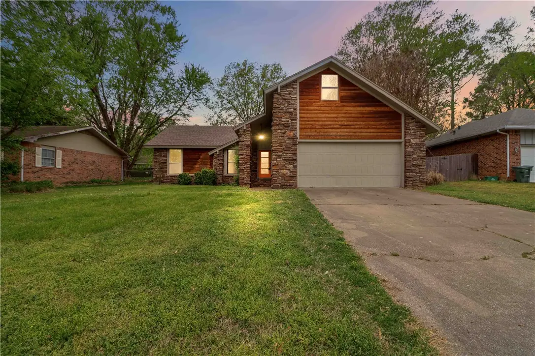1847 Choctaw Court, Fayetteville, AR 72701 - #1