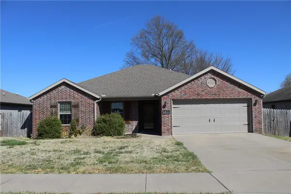 709 Olivia Lane, Centerton, AR 72719