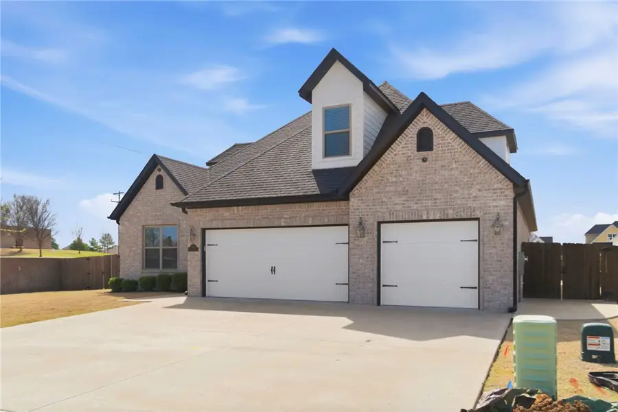 5500 W Lakewood Drive, Rogers, AR 72758 - #3